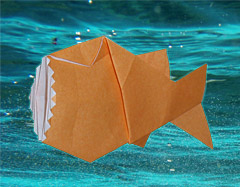 Polly the finger eating fish